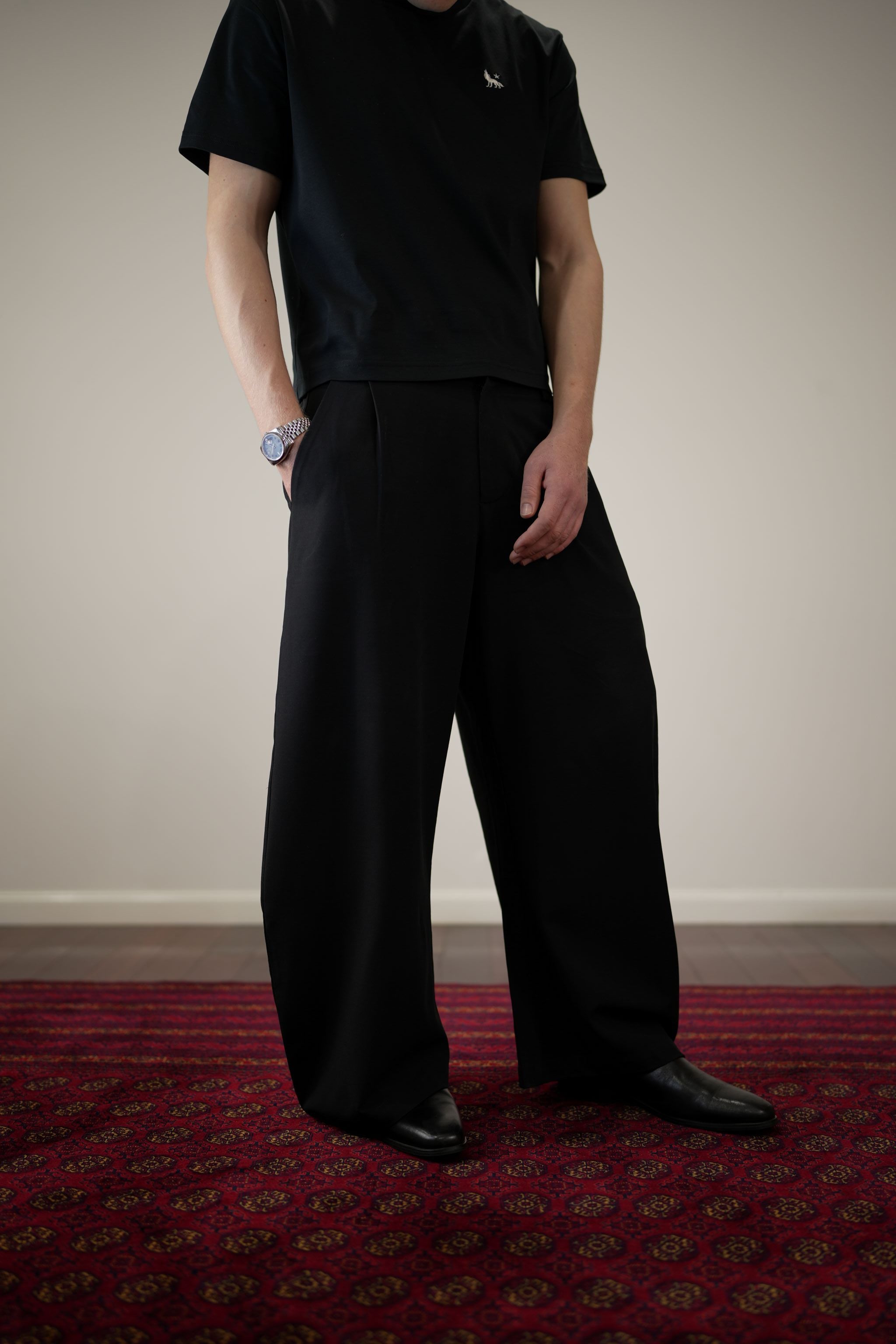 Alpha Polaris Wide-Leg Essential Pants– Black
