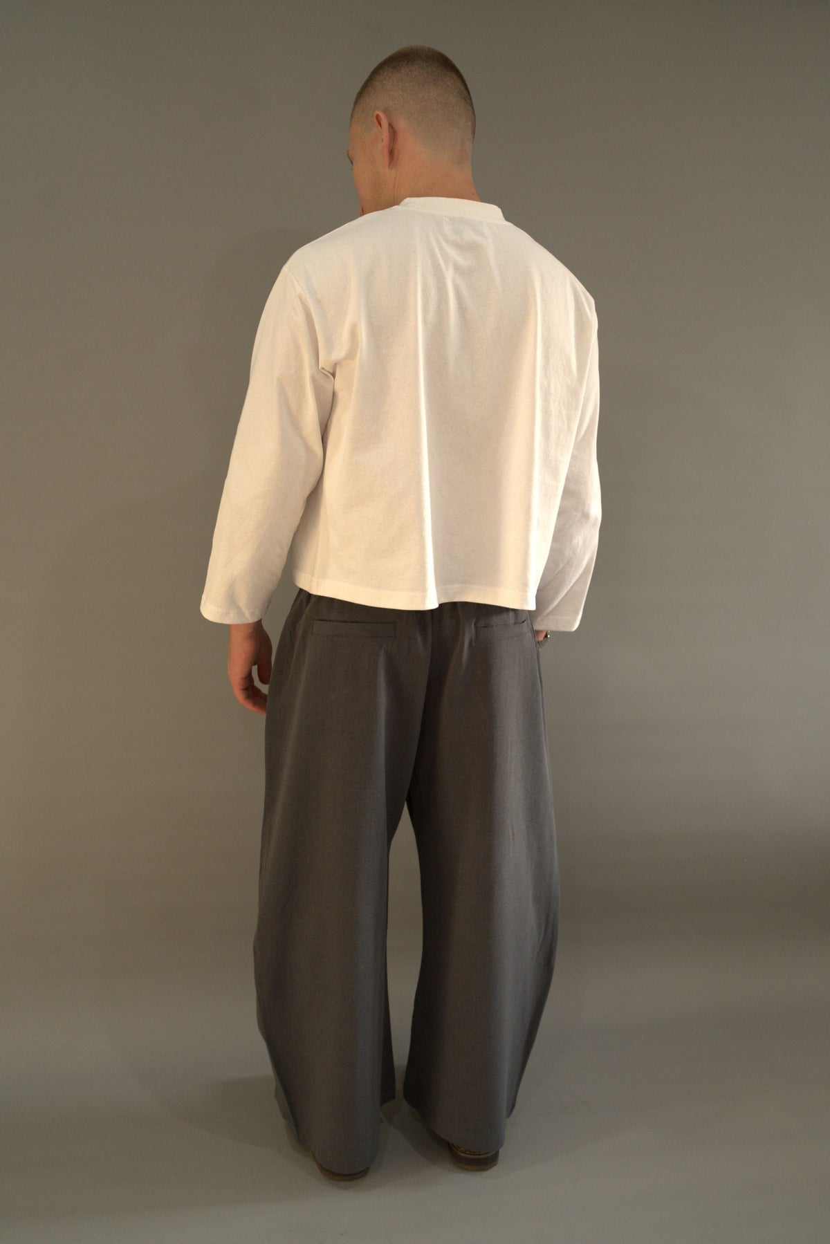 Wide‑Leg Essential Pant – Grey